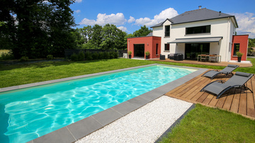 Pourquoi confier la construction d'une piscine à une maçon ? | Genas