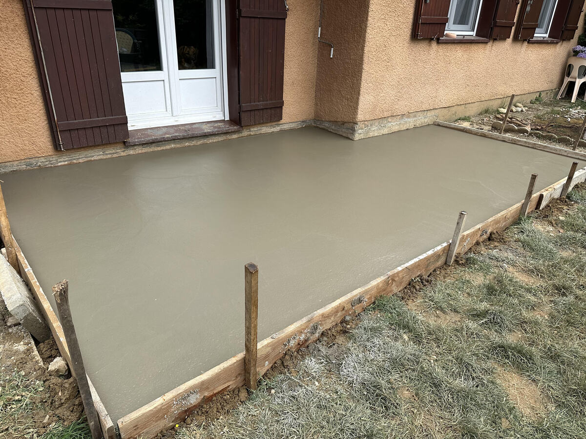 Dalle béton sur Genas